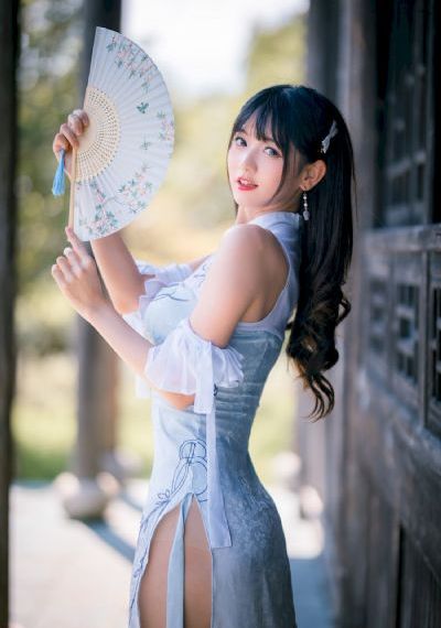 两个人看的www中文在线观看_HD在线观看完整版