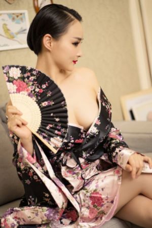 李采潭伦理片_HD影视在线观看