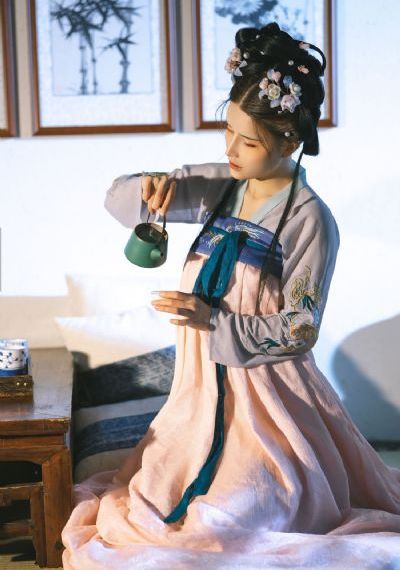 国产免费福利小视频_暖暖免费观看视频